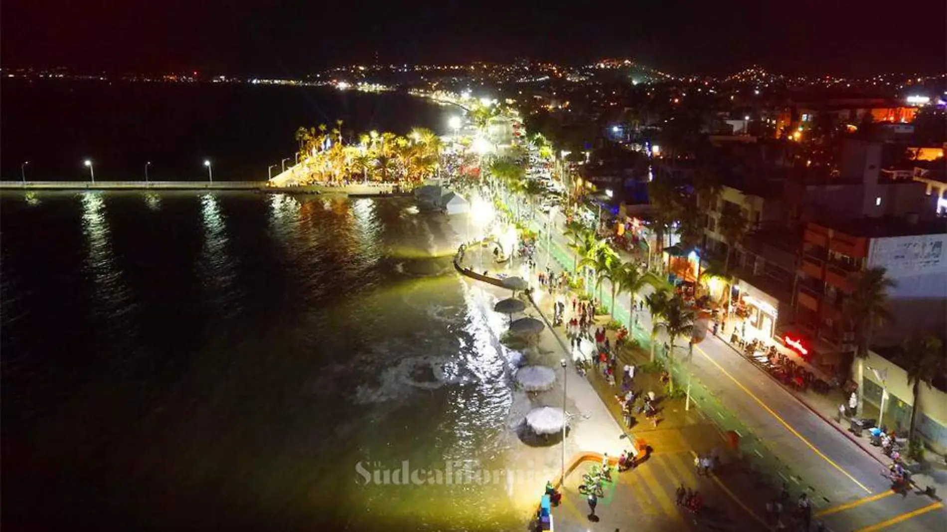 Entrega malecon La Paz 02